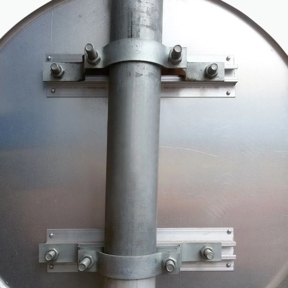 sign post mounting brackets.jpg